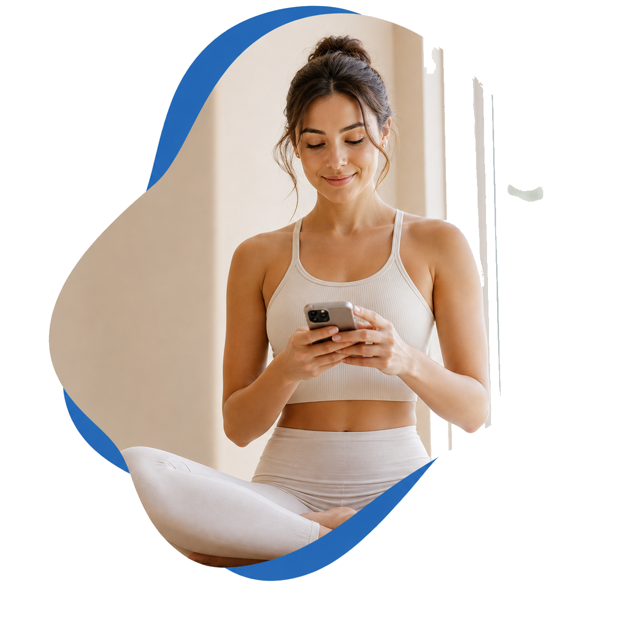 Aluna acompanhando aula online de yoga facial